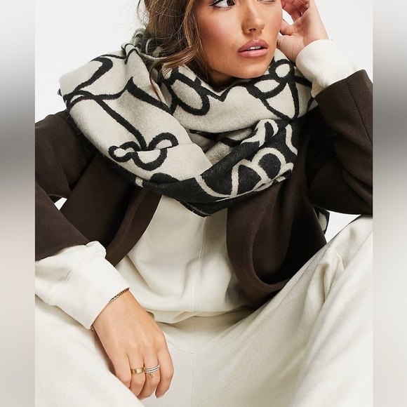 ASOS design abstract linear flower jacquard scarf in multi - Picture 3 of 5